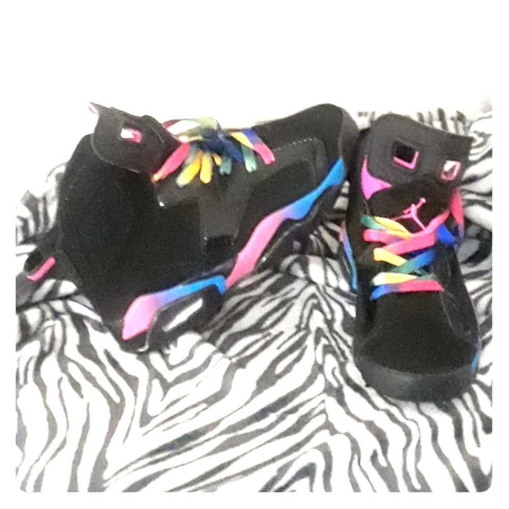 Black multicolored ladies Jordan's